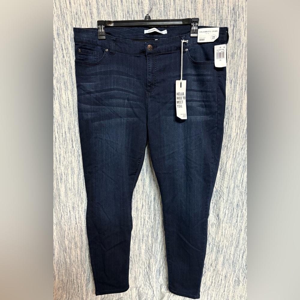 NWT Celebrity Pink Women’s Plus Size 22 Skinny Mid-Rise Jeans 👖